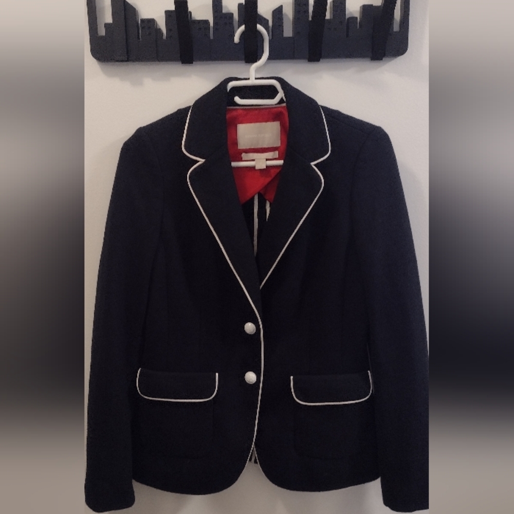 Banana Republic navy and white blazer size 4